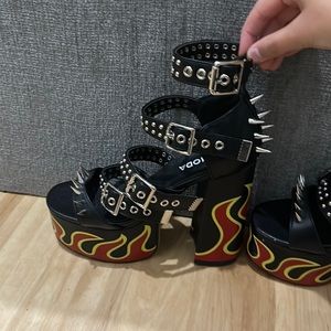 Lamoda REVIN' PLATFORM SANDALS (flame chunky heels with spikes)